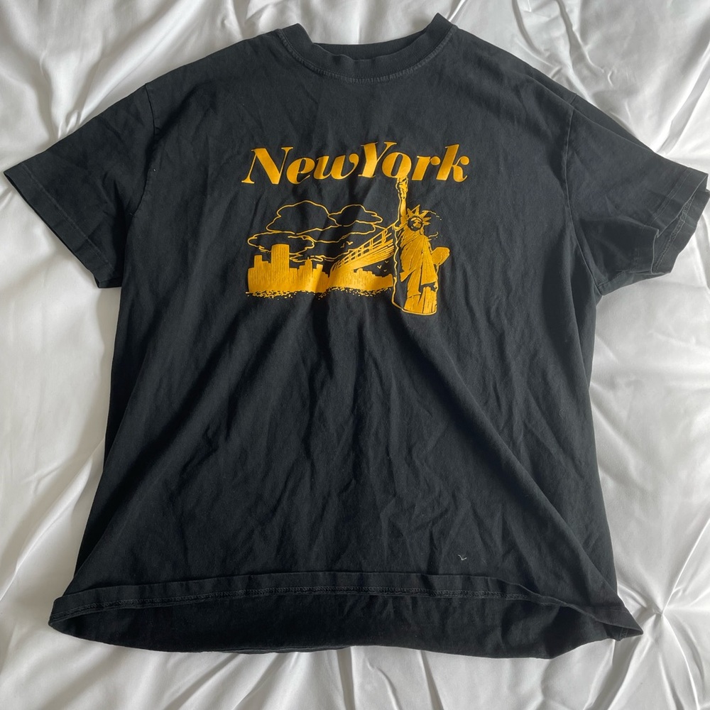 Brandy Melville shirt